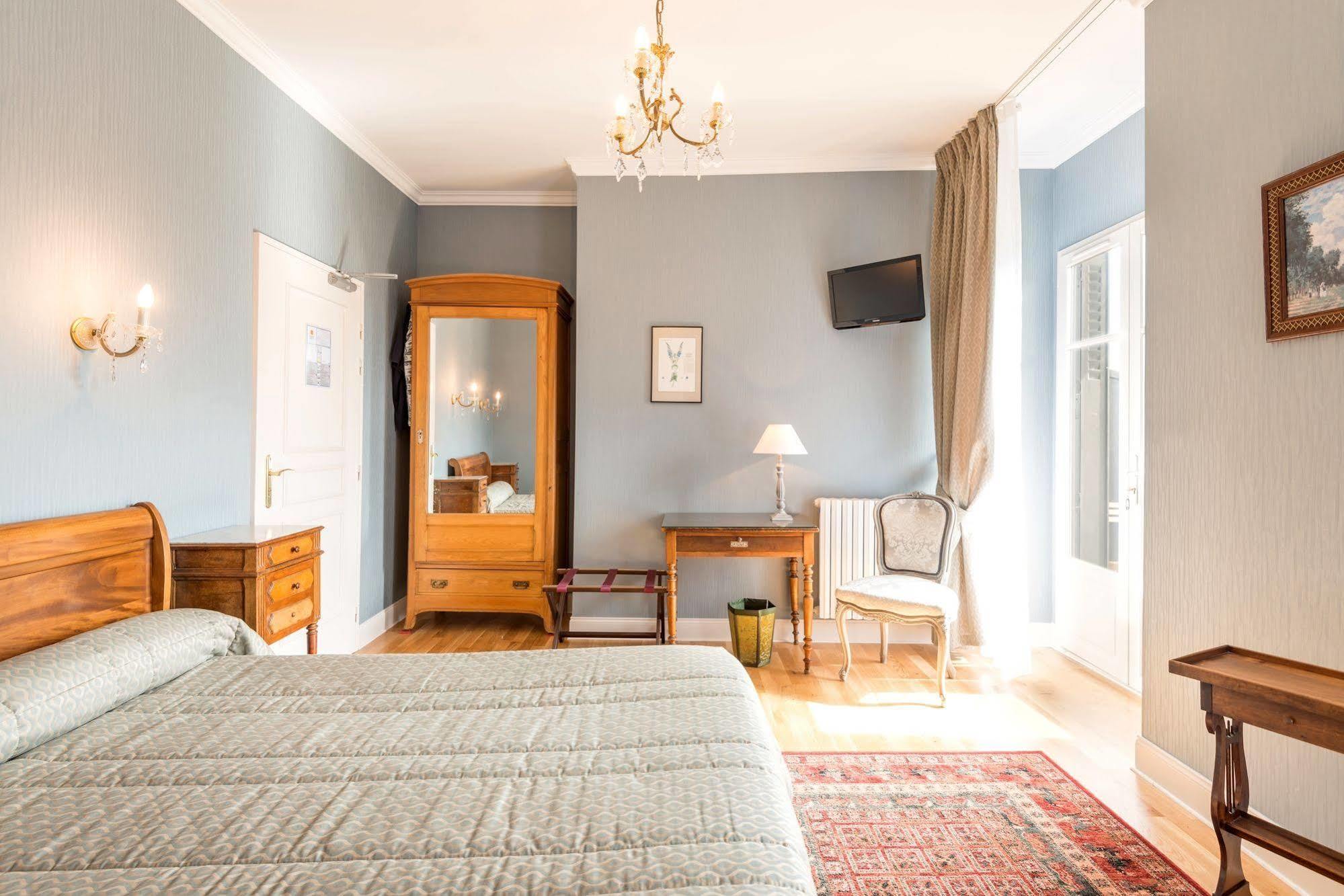 Logis Hotel Beau Site Аржеле-Газо Экстерьер фото